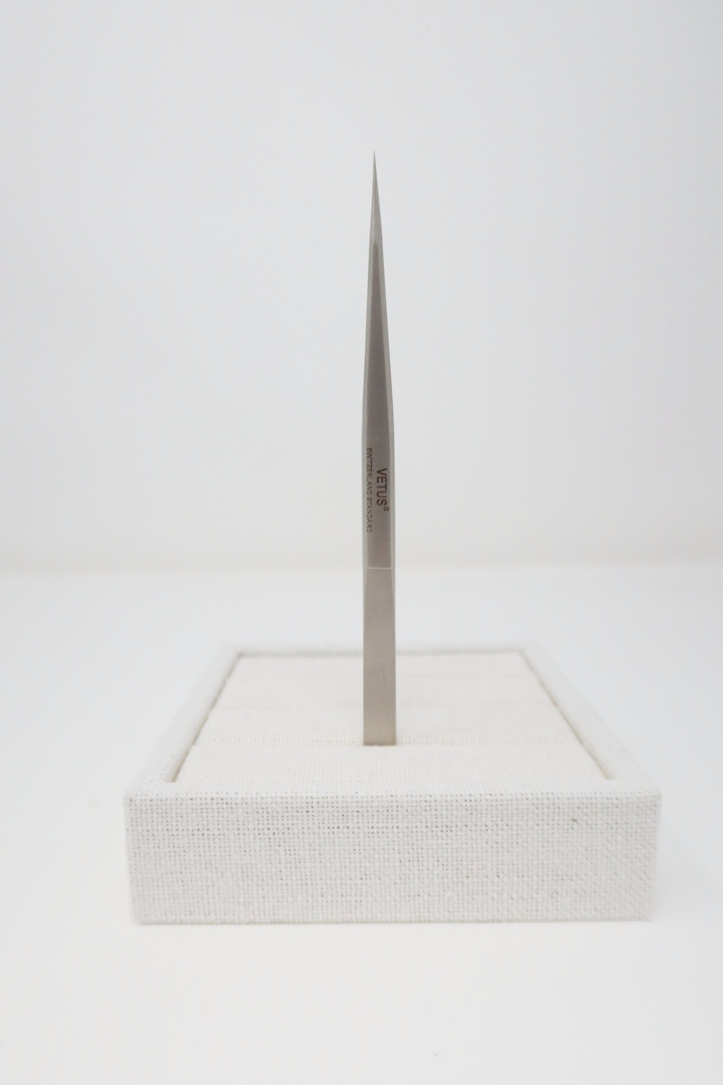 Vetus Isolation Tweezer