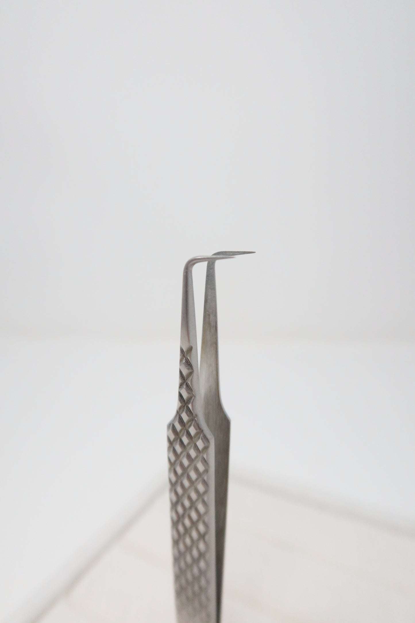 Barbie Girl Luxe Tweezer