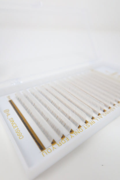 White Lashes 0.07